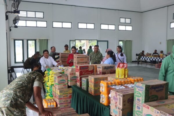 Perayaan 81 Tahun TNI, Kodim 1508/Tobelo Adakan Acara Bazaar untuk Masyarakat