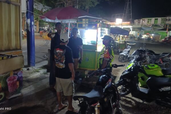Koramil Alas Lakukan Patroli Malam untuk Ciptakan Rasa Aman Warga