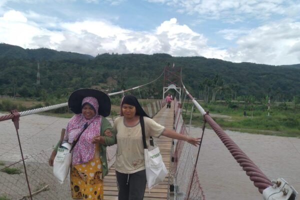 Jembatan Gantung Perintis: Meningkatkan Akses dan Ekonomi Desa Kumbang Jaya
