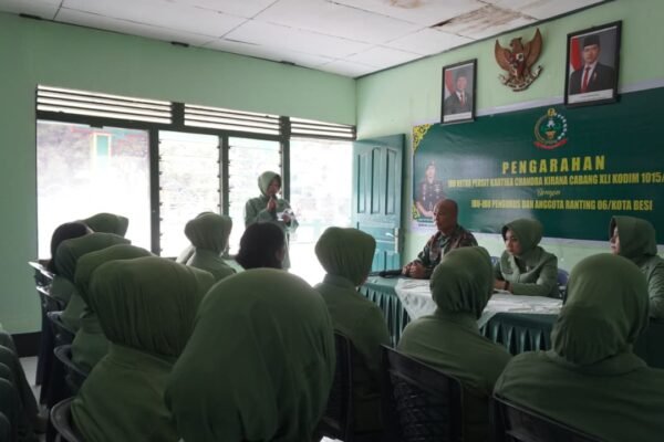 Ketua Persit KCK Cabang XLI Dorong Sinergi Melalui Kunjungan Ke Ranting