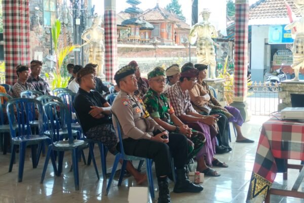 Momen Pesraman, Babinsa Ajak Warga Bakas Pertahankan Kearifan Budaya Bali