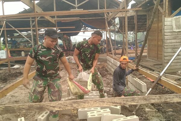 Kodim 1016/Plk Gelar Renovasi Rumah Warga Sebelum TMMD Dimulai