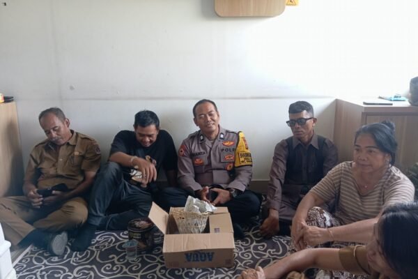 Babinsa Desa Bakas Tunjukkan Dukungan kepada Warga yang Terkena Musibah