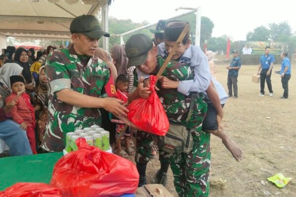 Aksi Serma Suan: TNI Ciptakan Sinergi Melalui Bantuan Kesehatan Warga