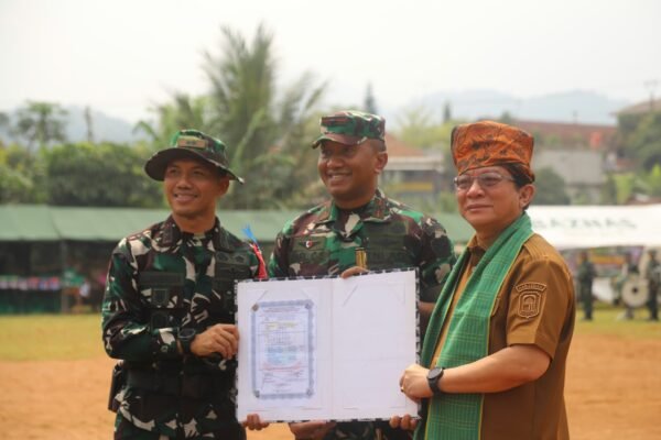 Sinergi TNI dan Warga Rintis Pembangunan Desa Citorek Barat di TMMD ke-130