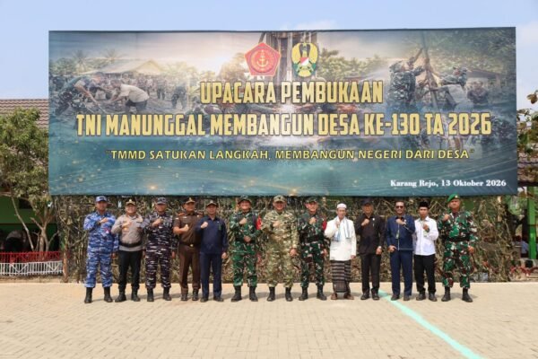 Kodim 1009 Tanah Laut Gelar TMMD ke-130 untuk Membangun Desa Secara Bersama
