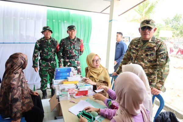 Meriahnya Pembukaan TMMD Ke-130 dengan Program Sosial dan Bazar di Tanah Laut