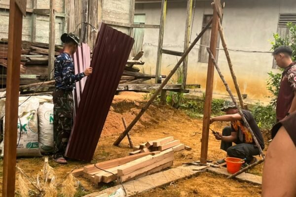 Dedikasi Prajurit dalam Mewujudkan Rumah Impian Bu Suhanim
