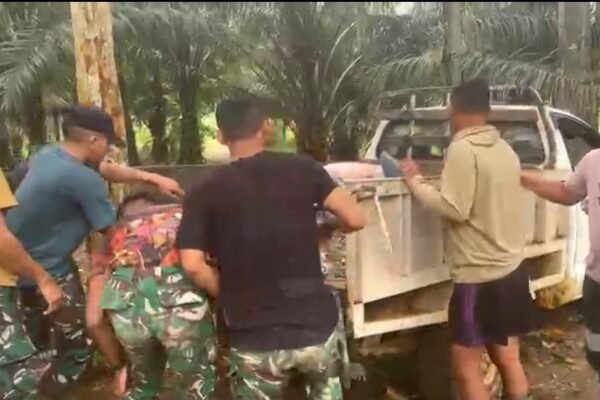 Komitmen Satgas TMMD Ke-130 Kodim 1210/Landak dalam Pembangunan yang Terbatas Waktu