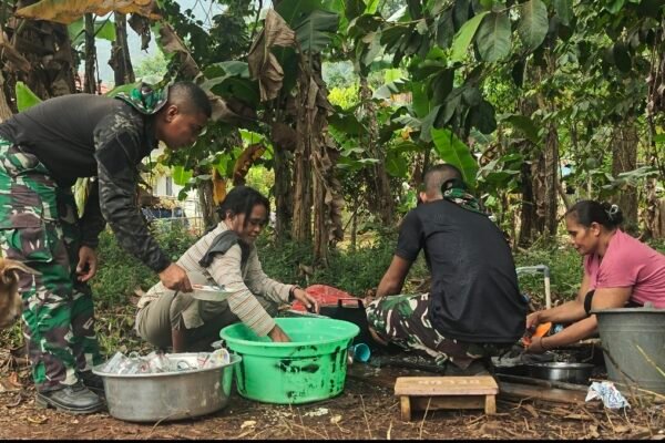 Partisipasi Warga dalam TMMD ke-130 Kodim 1504/Ambon Tingkatkan Kebersamaan
