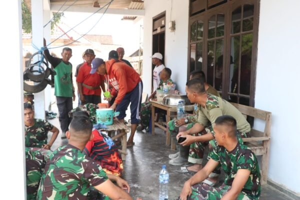 Kedekatan Harmonis TNI dan Masyarakat dalam Program TMMD di Tulungagung