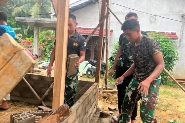 Proses Konstruksi Rumah Ibu Suhanim dengan Fokus Pada Dinding Batako