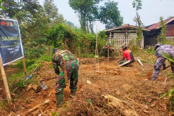 Satgas TMMD Poso Awali Proyek MCK untuk Tingkatkan Kualitas Hidup Warga Leboni