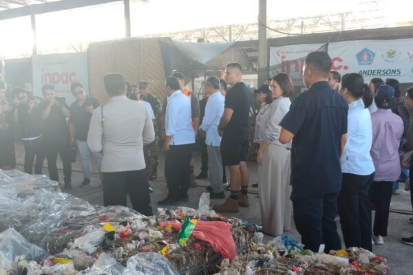 Kunjungan Khusus Menteri Lingkungan Hidup ke Inovasi Pengelolaan Sampah Klungkung