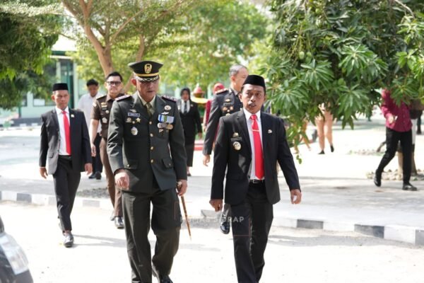 HUT TNI ke-81: Momen Berharga antara Angkatan dan Komunitas di Sidrap
